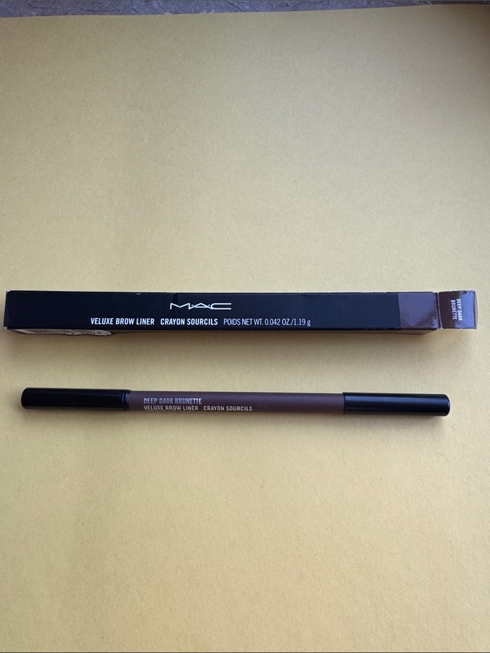MAC Cosmetics Veluxe Brow Liner in Deep Dark Brunette (Brown, Black)